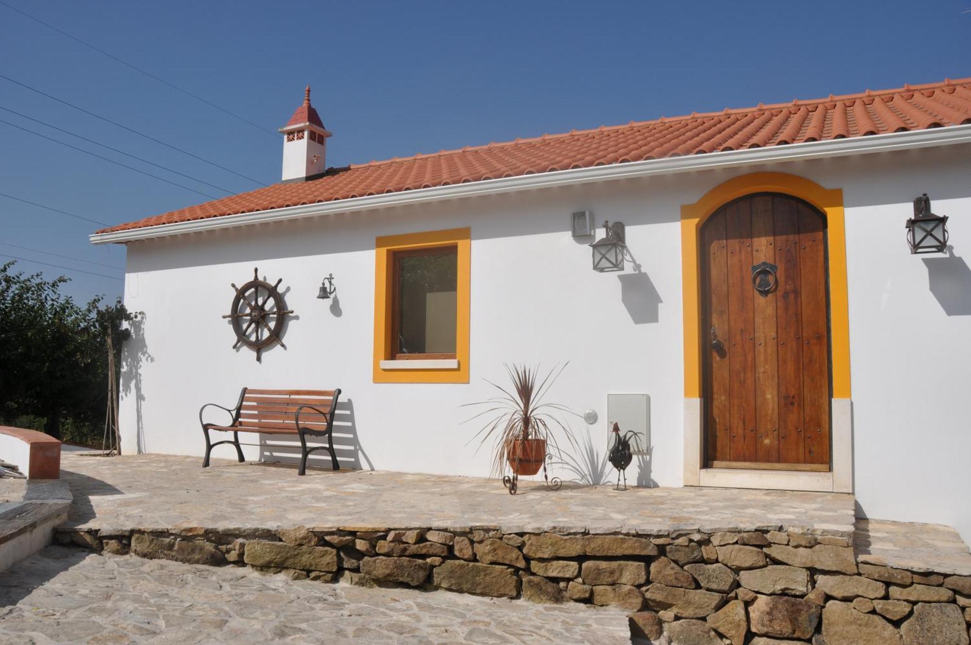 Gasthaus Quinta Do Bom Vento Óbidos Exterior foto